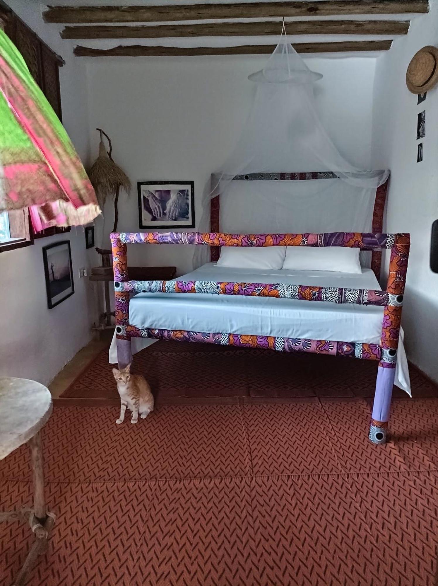 ブウェワウ Mamarasta Bed & Breakfast エクステリア 写真